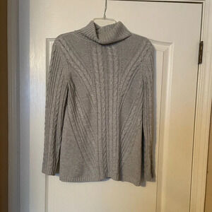 Chicos Women’s Turtleneck Cable Knit Sweater Gray Size Small Preppy Comfy Cozy